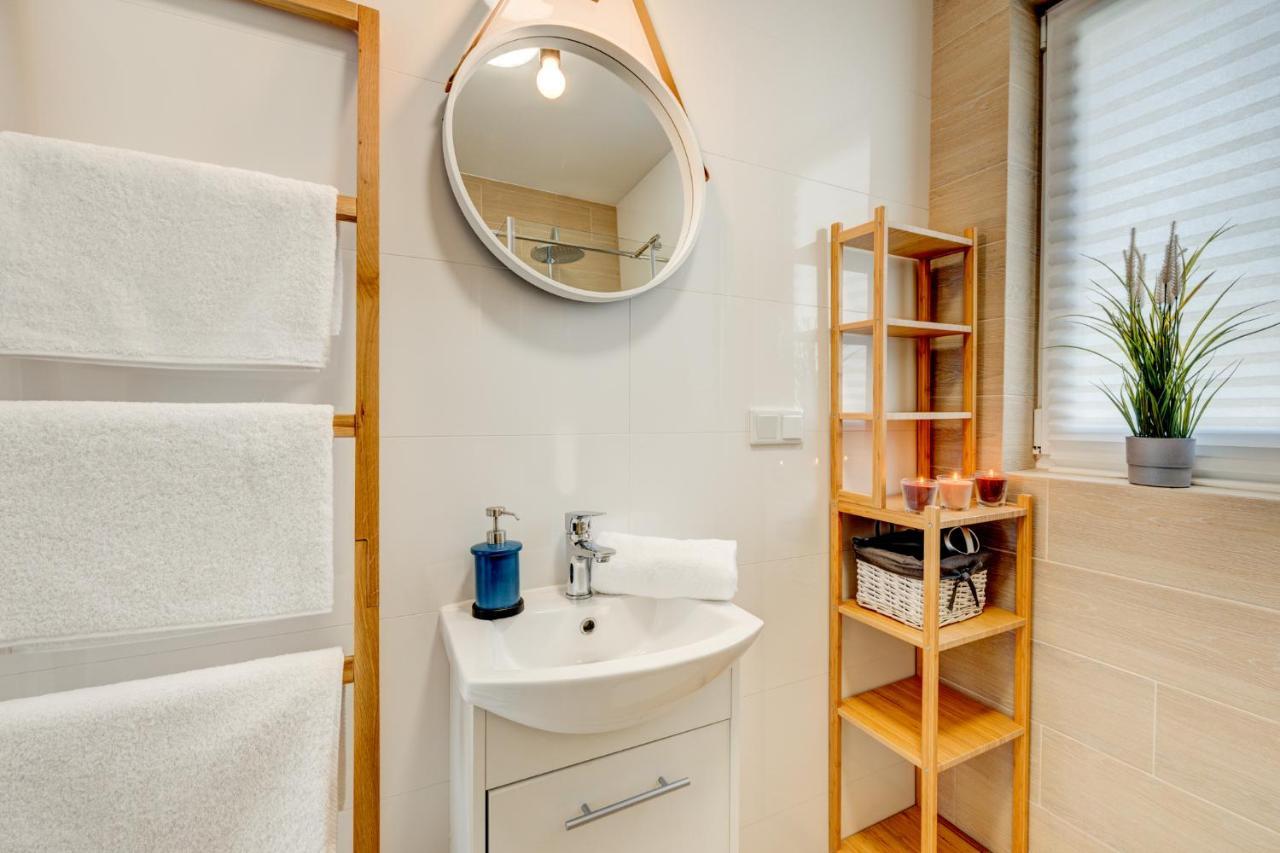 Apartamenty Na Fali - Morski , Blekity , Marynarski Pobierowo Buitenkant foto