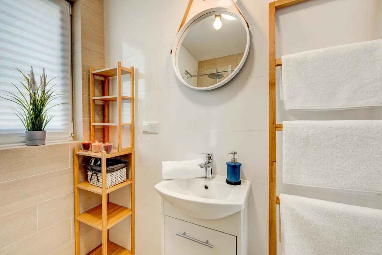 Apartamenty Na Fali - Morski , Blekity , Marynarski Pobierowo Buitenkant foto